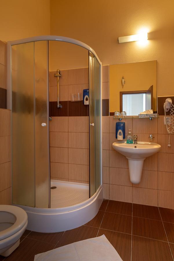 Zelena Ratolest Hotel Ceske Budejovice Exterior photo